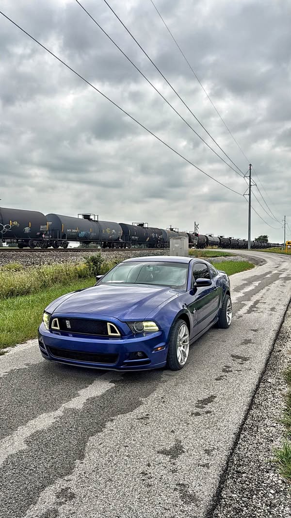 2013 Ford Mustang - V6 Premium Coupe 2D