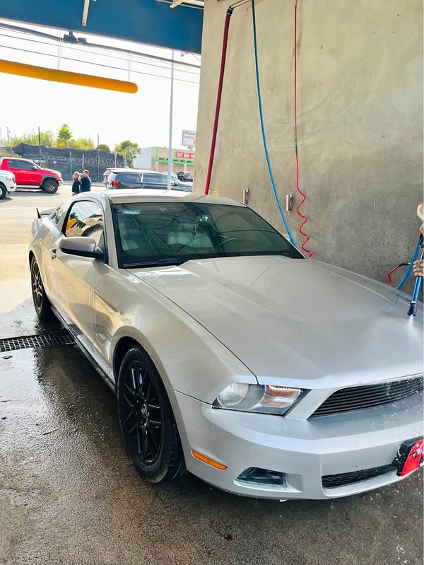 2012 Ford Mustang - V6 Premium Coupe 2D