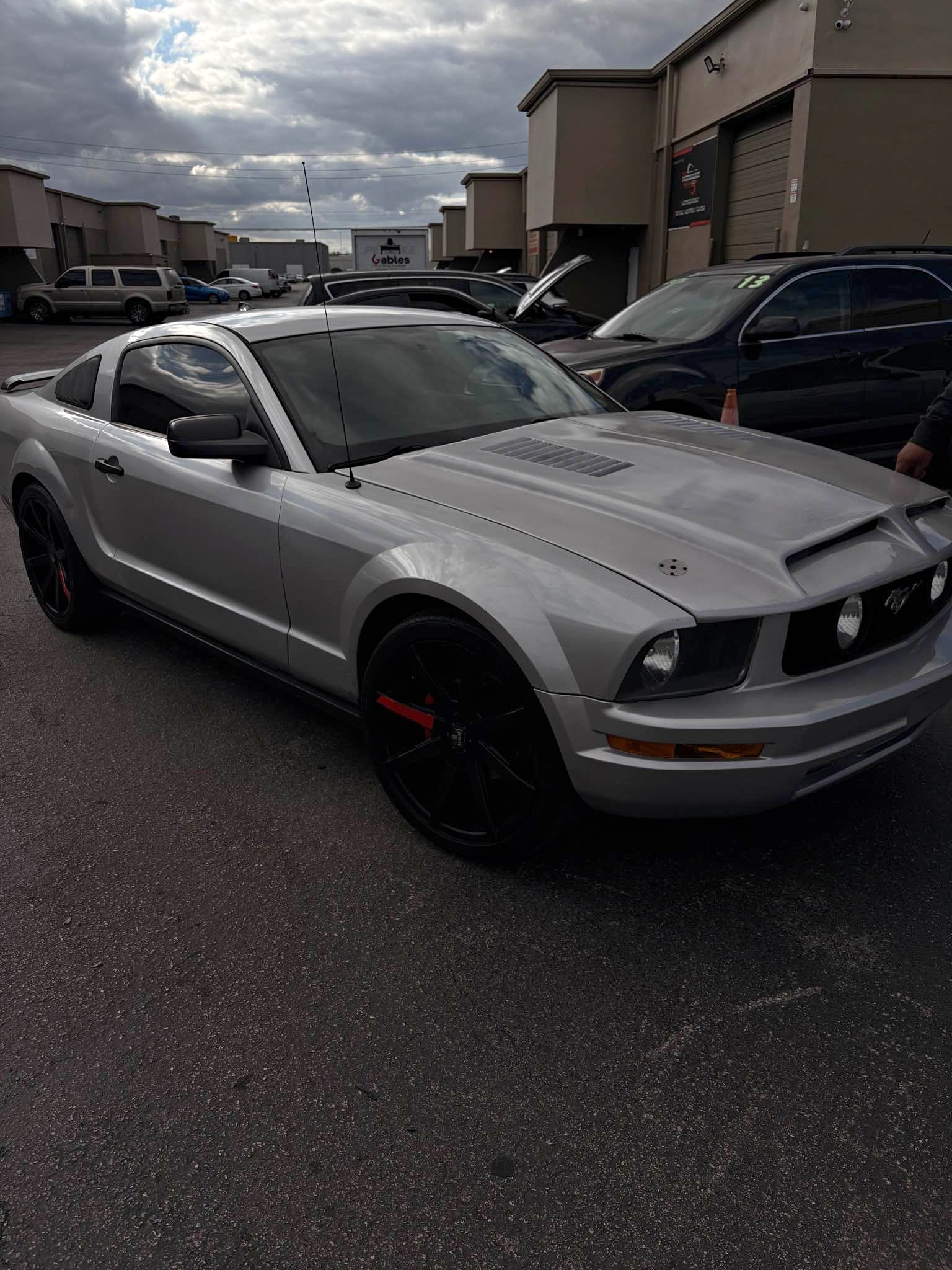 2008 Ford Mustang - V6 Premium Coupe 2D