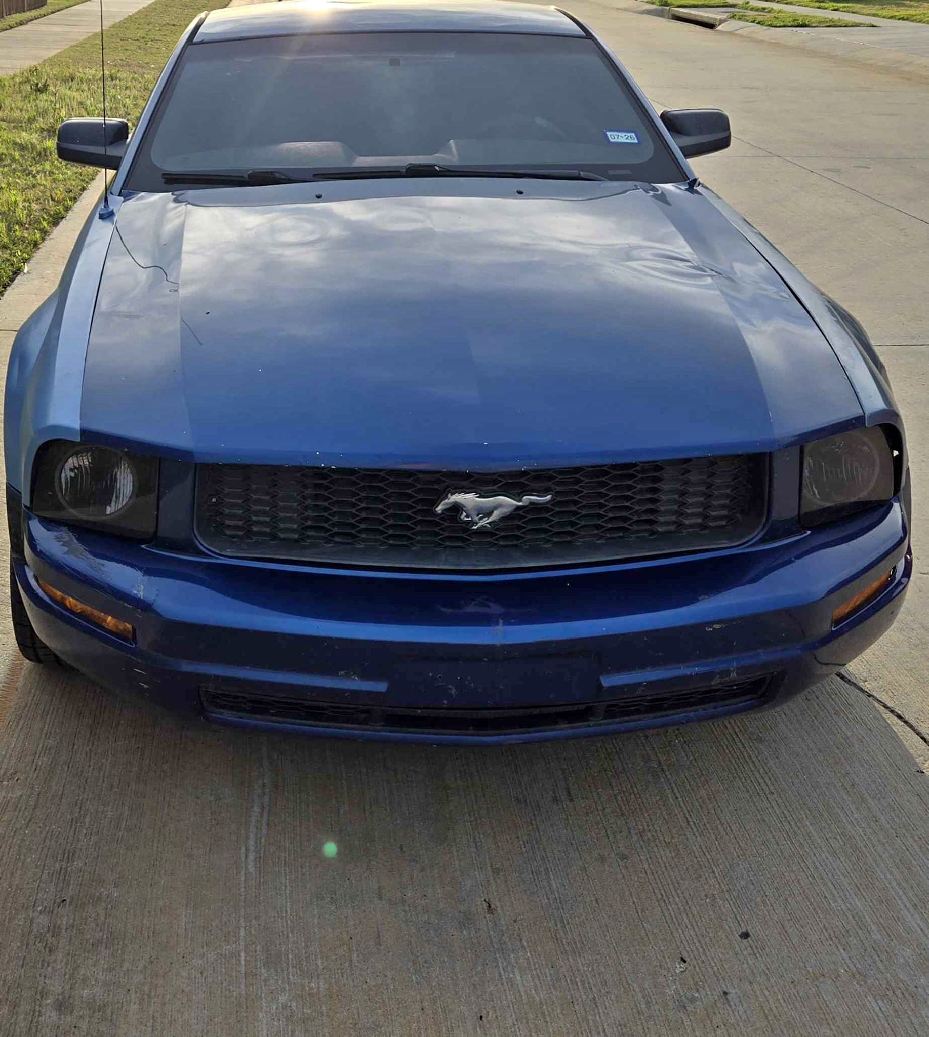 2005 Ford Mustang - V6 Coupe 2D