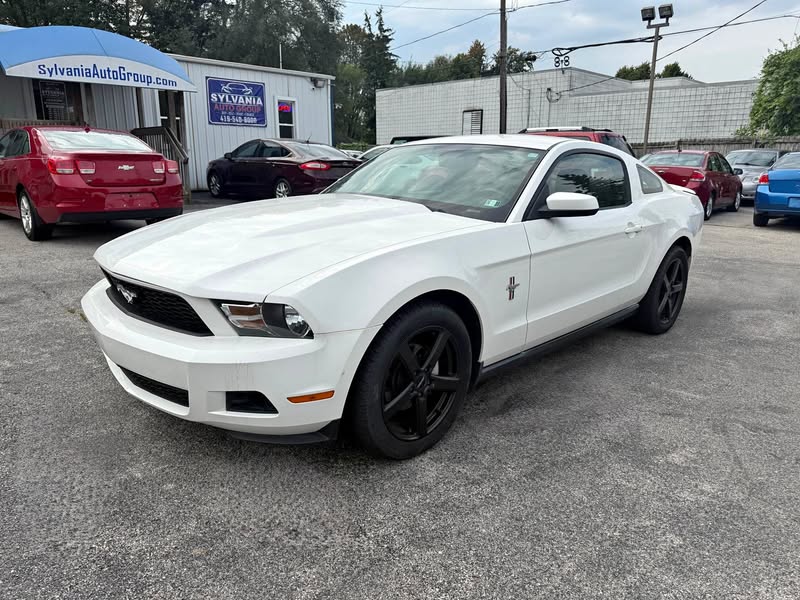2010 Ford Mustang - V6 Coupe 2D