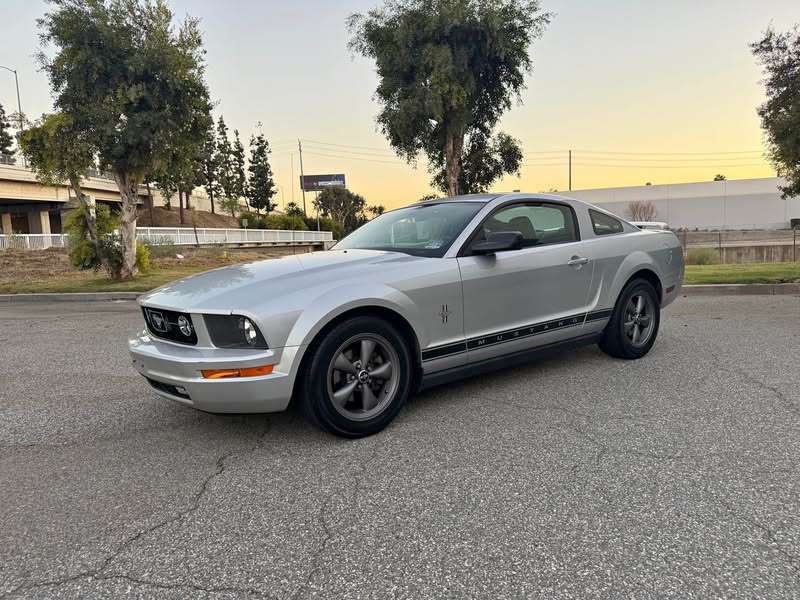 2006 Ford Mustang - Coupe 2D