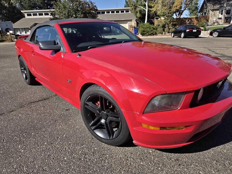 2005 Ford Mustang - GT
