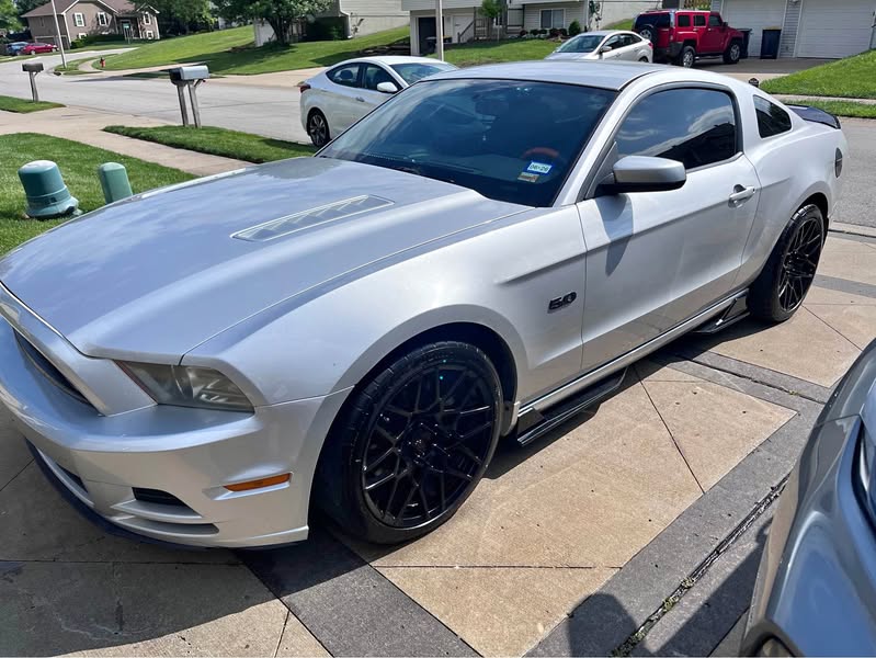 2013 Ford Mustang - GT Premium Coupe 2D
