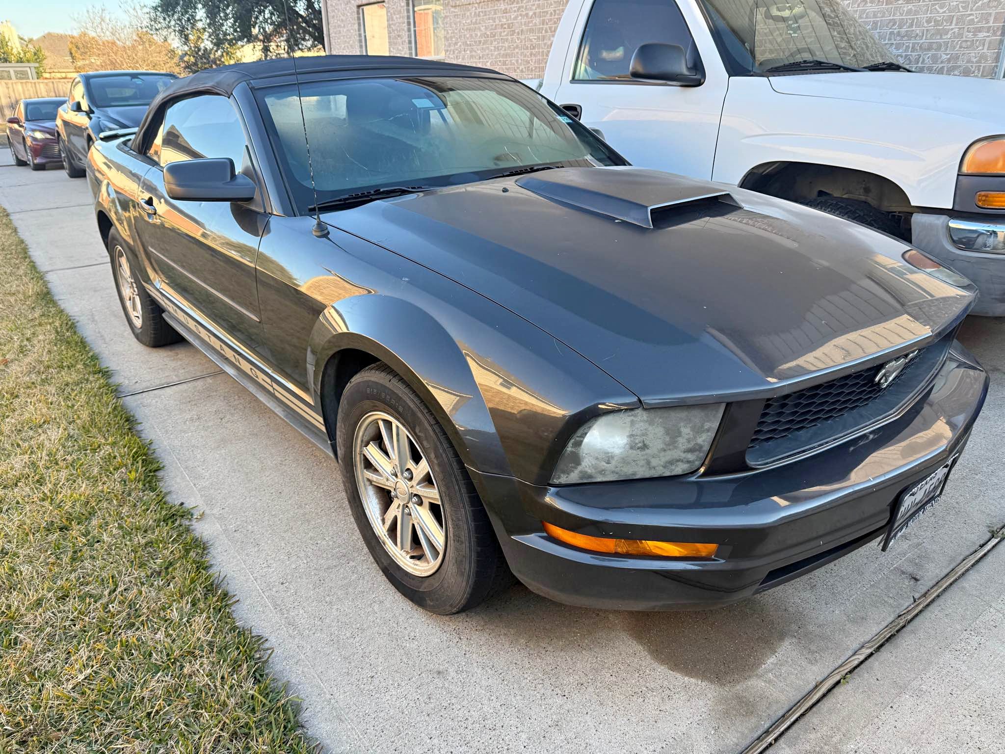 2008 Ford Mustang - Deluxe Convertible 2D