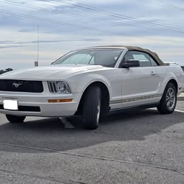 2005 Ford Mustang Convertible