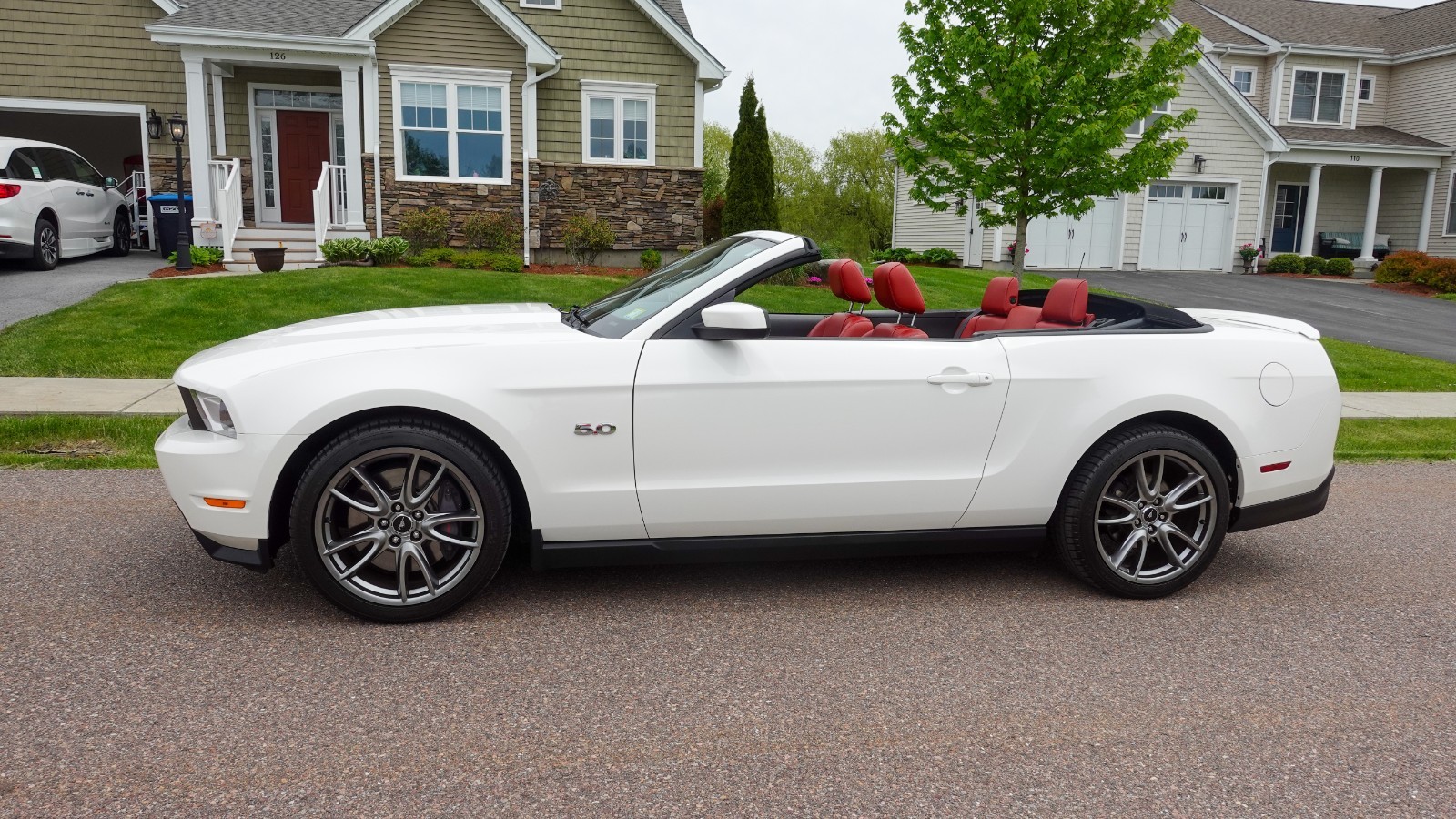 2011 Ford Mustang GT Premium