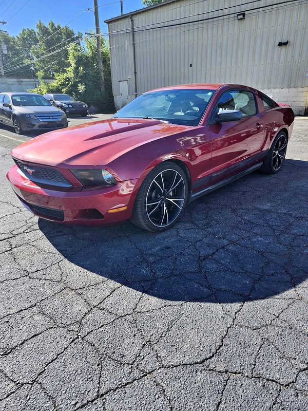 2010 Ford Mustang - Coupe 2D