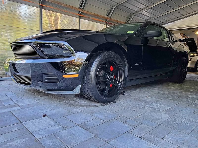 2010 Ford Mustang - V6 Coupe 2D