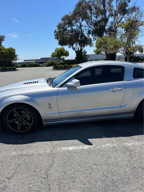 2005 Ford Mustang - Coupe 2D