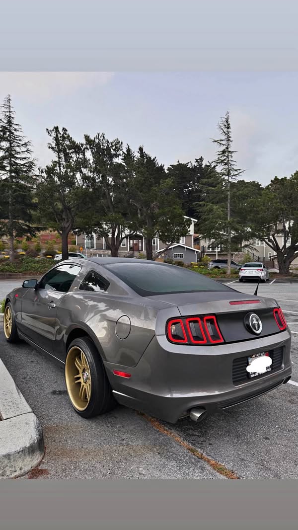 2014 Ford Mustang - V6 Coupe 2D