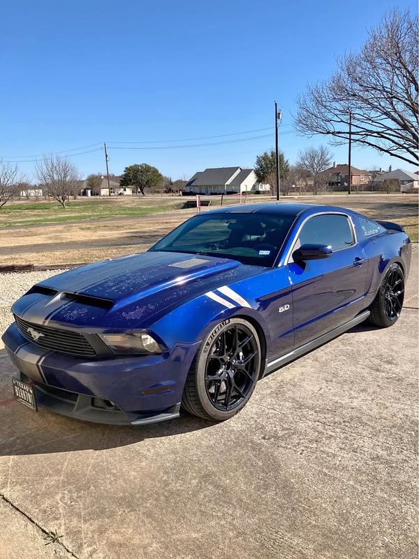 2011 Ford Mustang - GT Coupe 2D