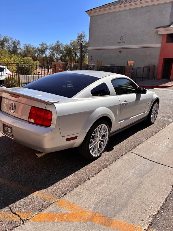 2009 Ford Mustang - V6 Premium Coupe 2D