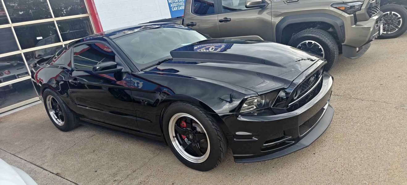 2014 Ford Mustang - GT