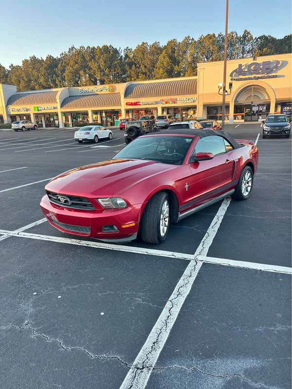 2010 Ford Mustang - V6 Premium Convertible 2D