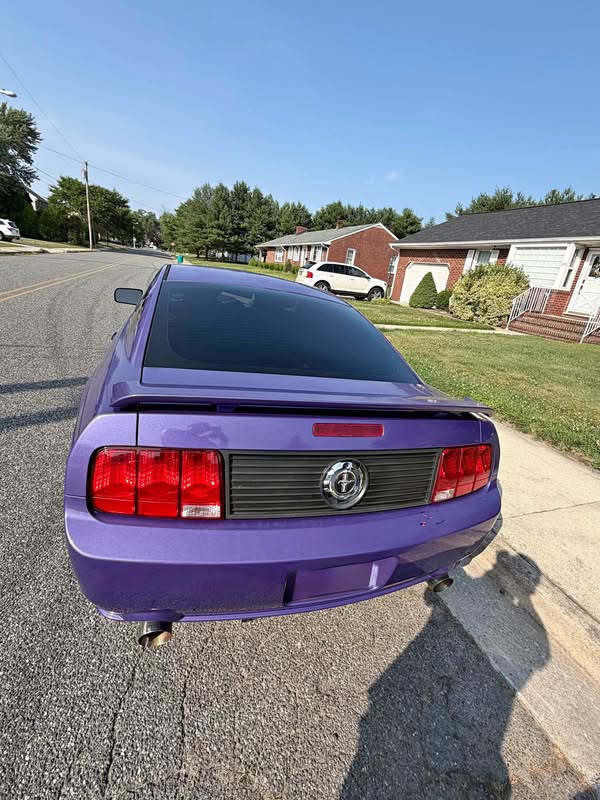 2006 Ford Mustang - V6 Coupe 2D