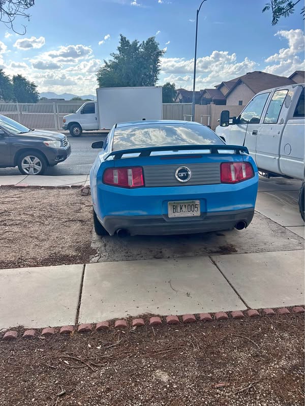 2010 Ford Mustang - GT Premium Coupe 2D
