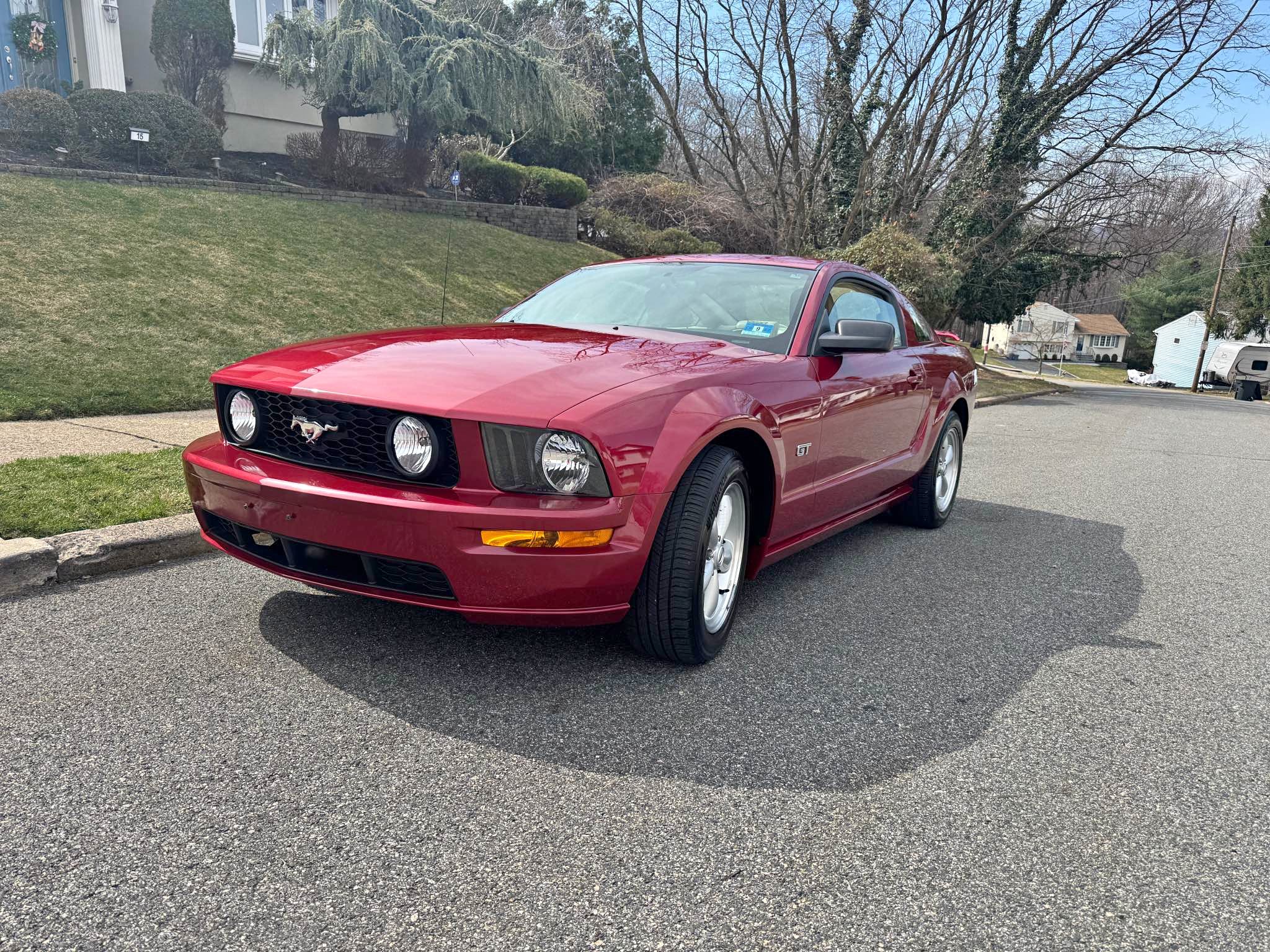 2007 Ford Mustang GT Premium Coupe 2D