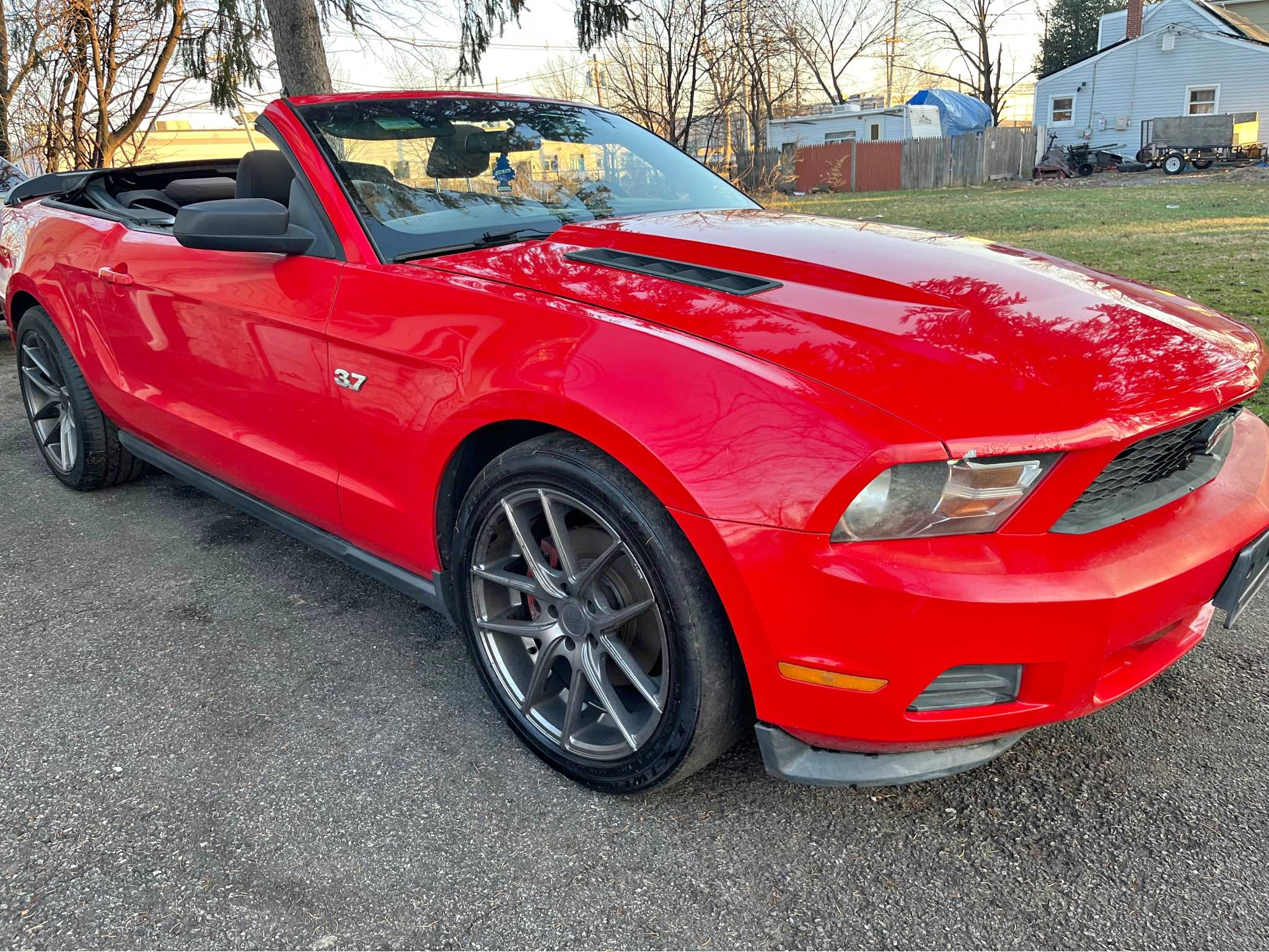 2012 Ford Mustang - Convertible 2D