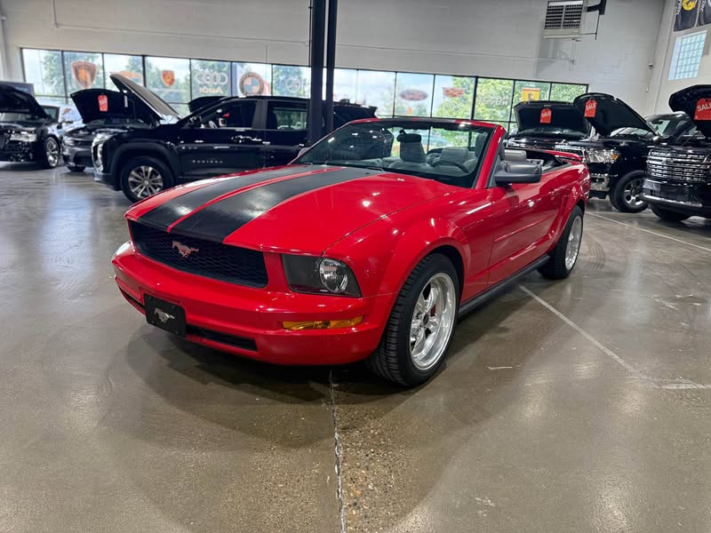 2006 Ford Mustang - V6 Convertible 2D