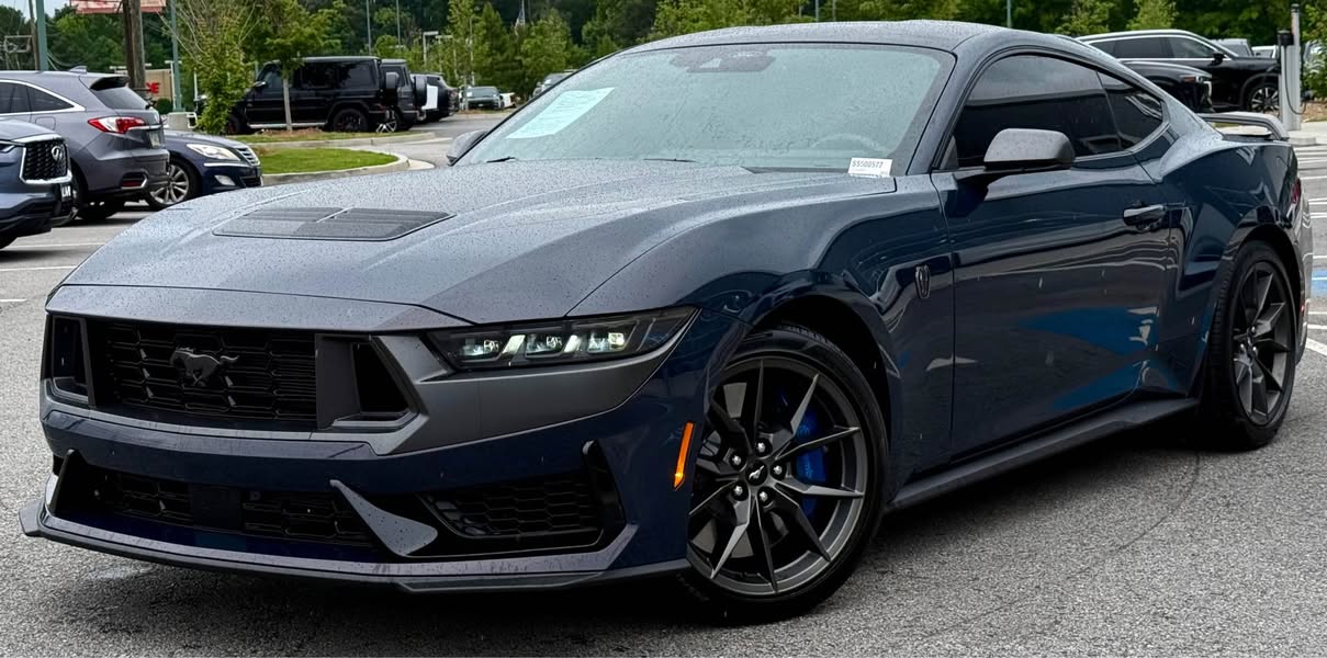 2025 Ford Mustang Dark Horse Premium