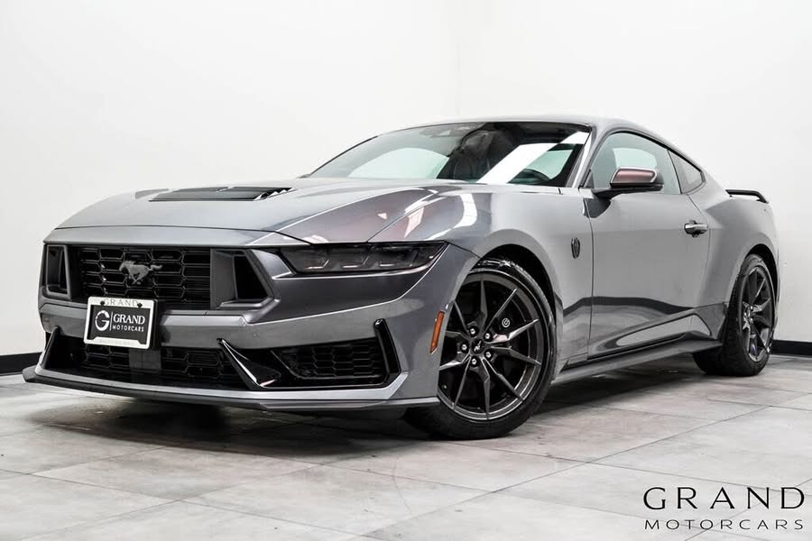 2025 Ford Mustang Dark Horse Fastback RWD