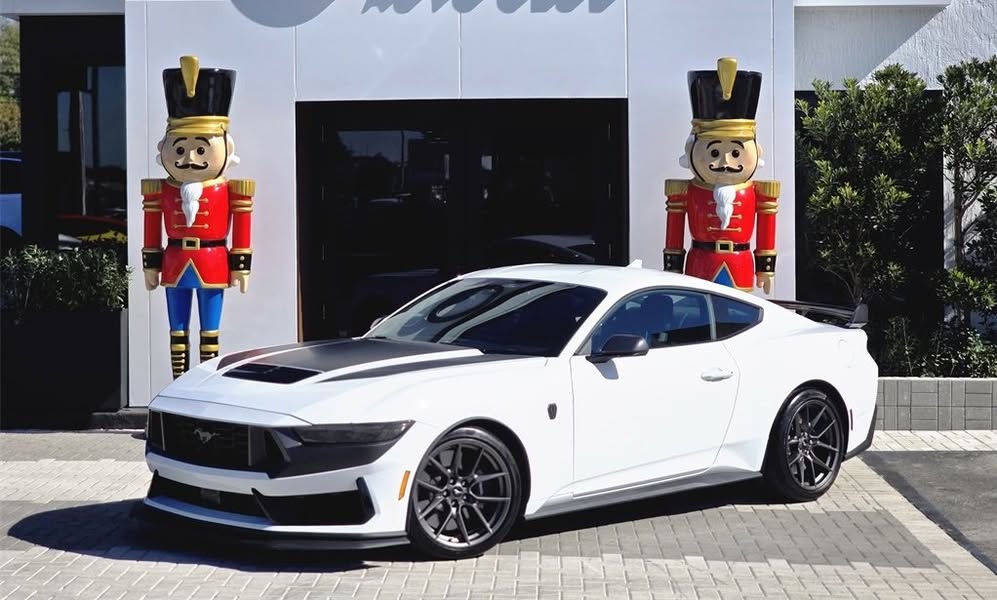 2024 Ford Mustang Dark Horse RWD 2D Coupe