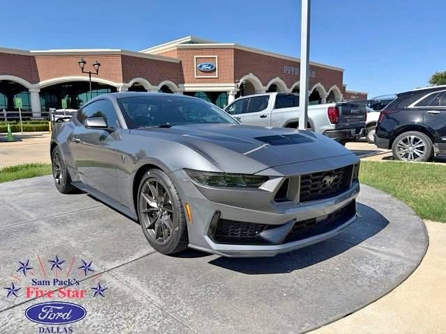 2025 Ford Mustang Dark Horse