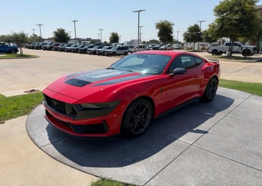 2024 Ford Mustang Dark Horse