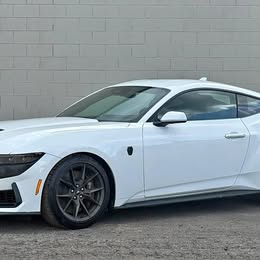 2025 Ford Mustang Dark Horse Coupe 2D