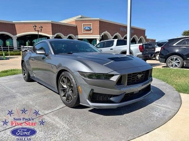 2025 Ford Mustang Dark Horse