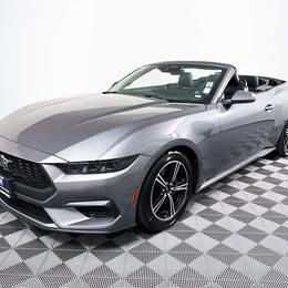 2025 Ford Mustang - Convertible 2D