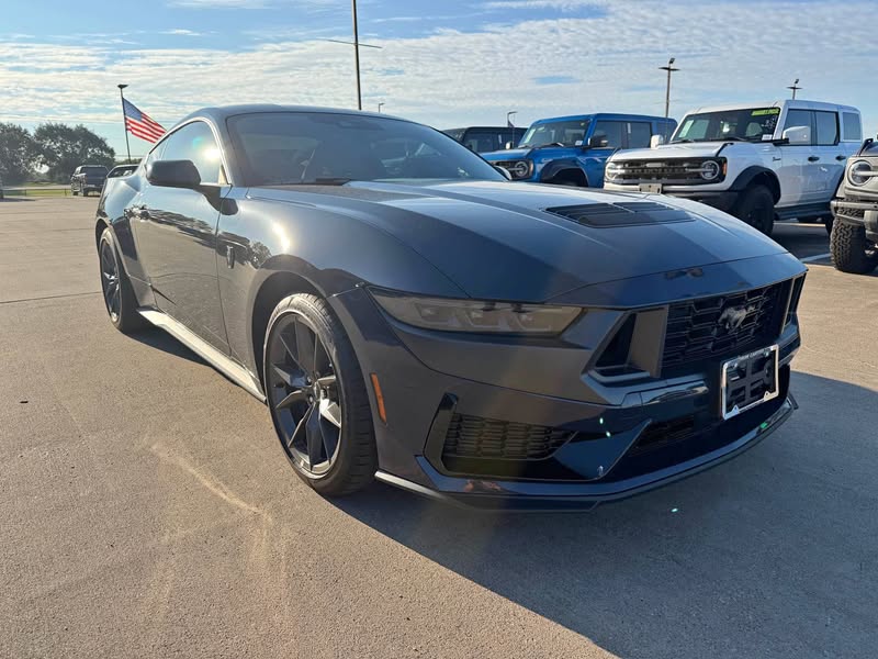 2026 Ford Mustang - Dark Horse Coupe 2D