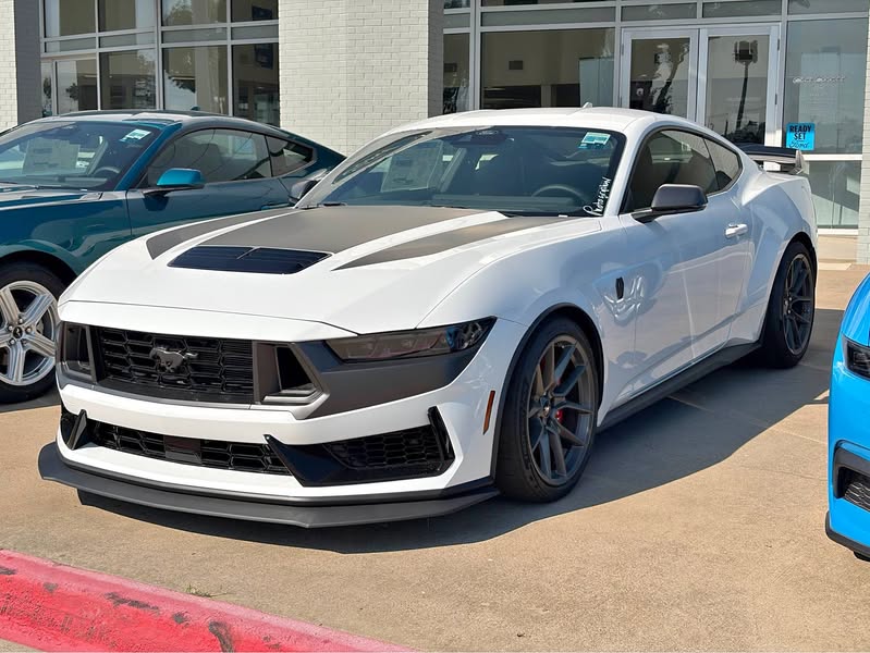 2026 Ford Mustang - Dark Horse