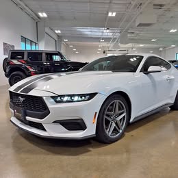 2024 Ford Mustang EcoBoost