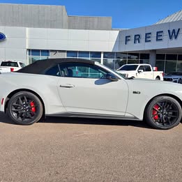2026 Ford Mustang GT Premium