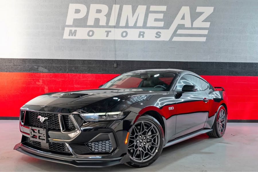 2025 Ford Mustang - S650
