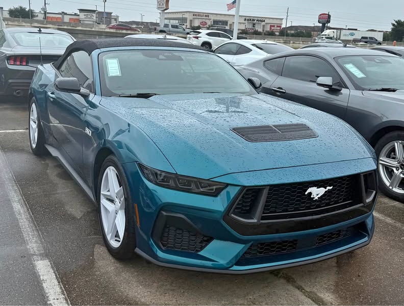 2026 Ford Mustang - GT PREMIUM