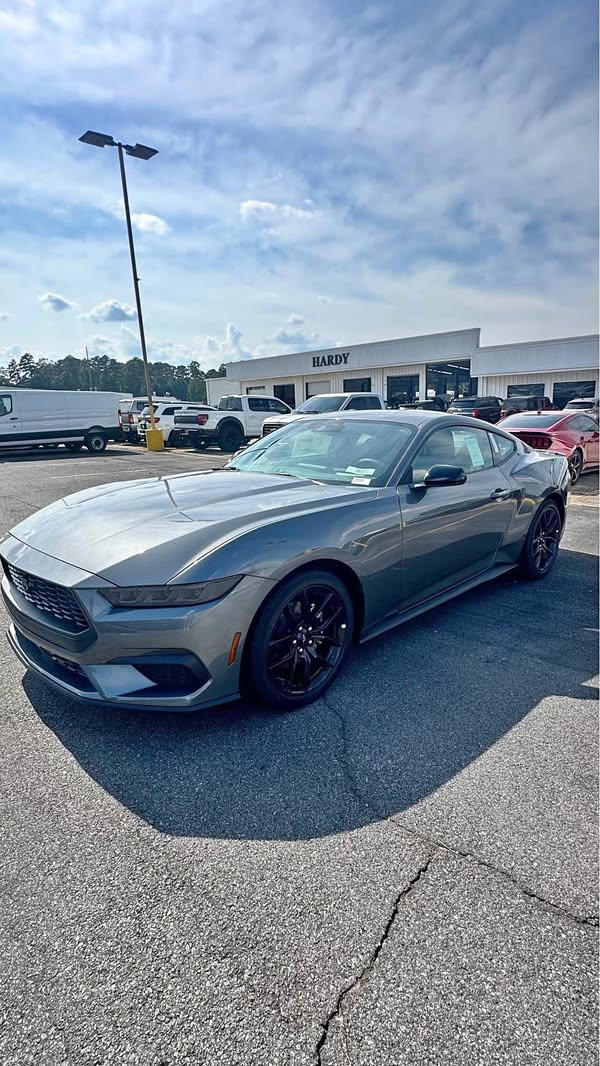 2026 Ford Mustang - EcoBoost