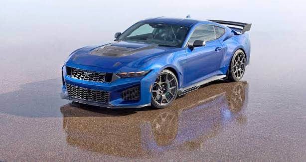 2026 Ford Mustang - Dark Horse Coupe 2D