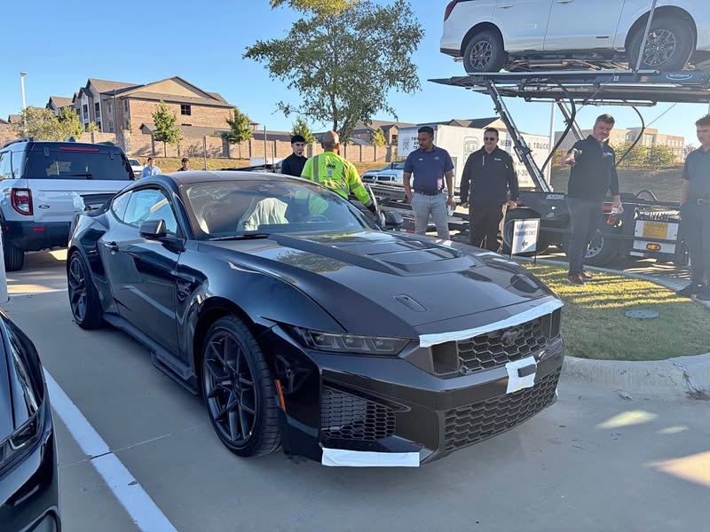 2026 Ford Mustang - Dark Horse Coupe 2D