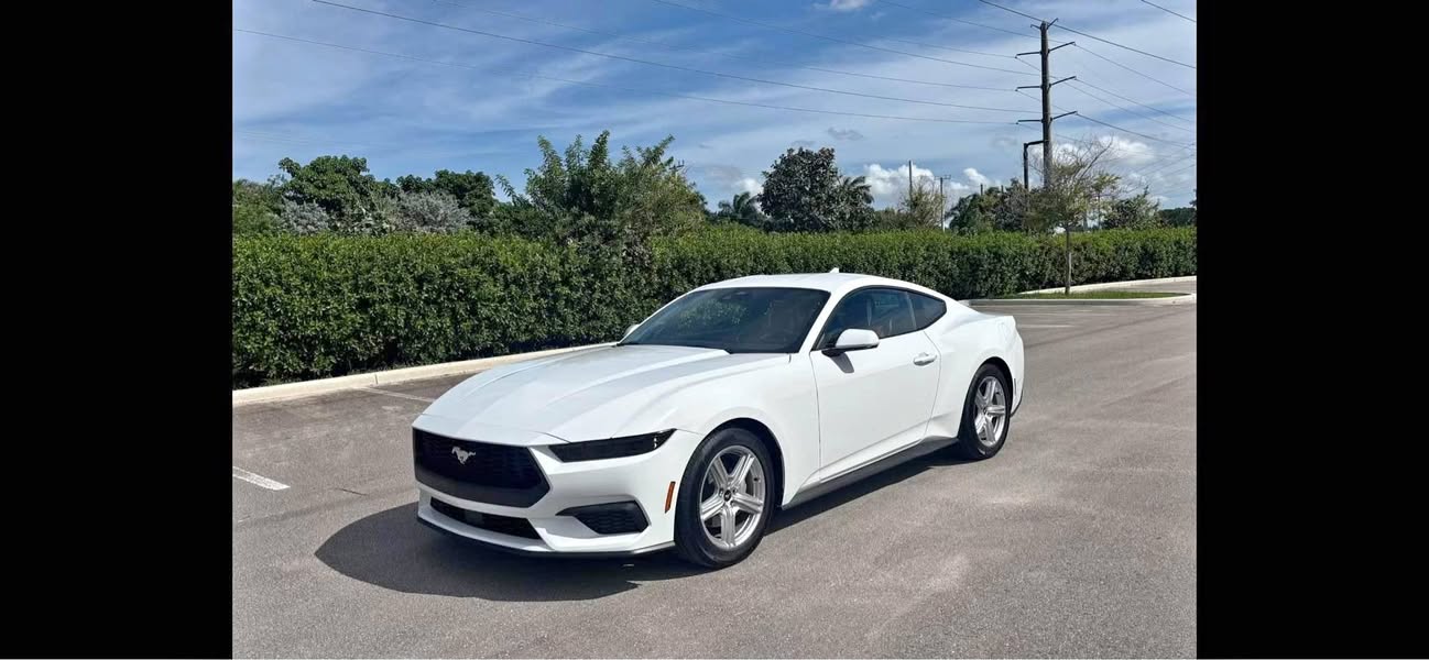 2026 Ford Mustang - Coupe 2D