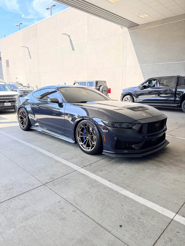 2026 Ford Mustang - Dark Horse Coupe 2D