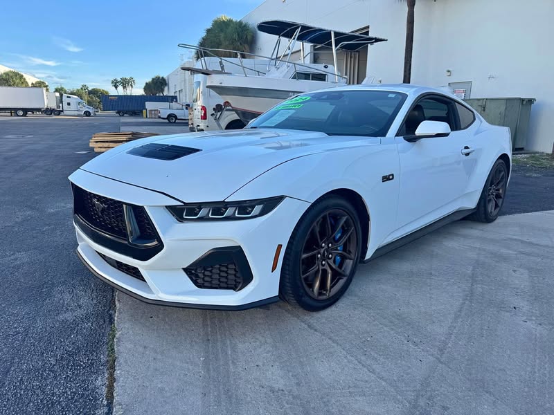 2024 Ford Mustang - GT