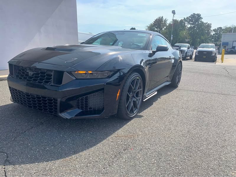2027 Ford Mustang - DARK HORSE SC