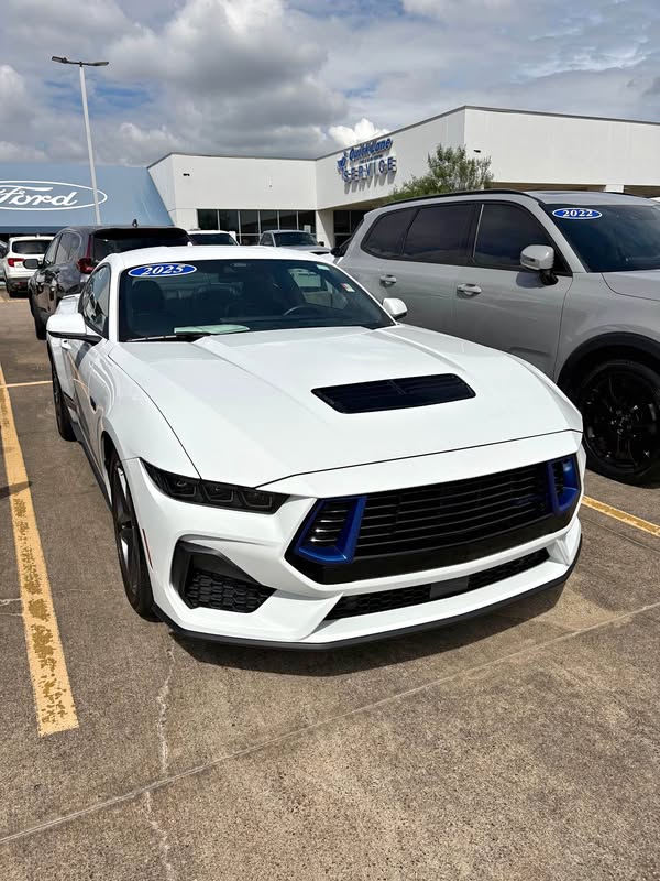 2025 Ford Mustang - GT