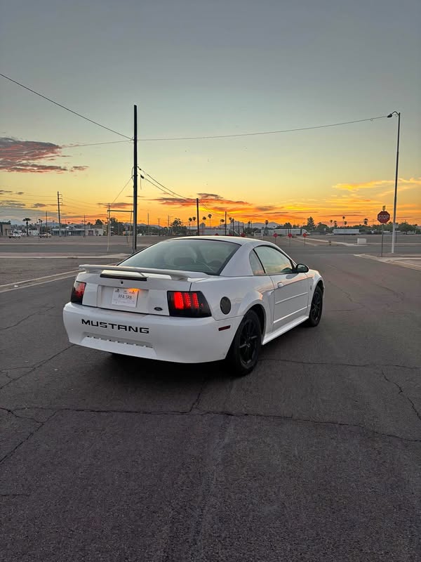 2002 Ford Mustang - V6 Coupe 2D