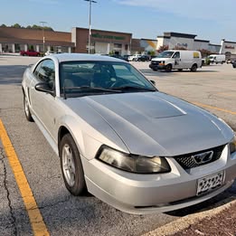 2003 ford mustang standard
