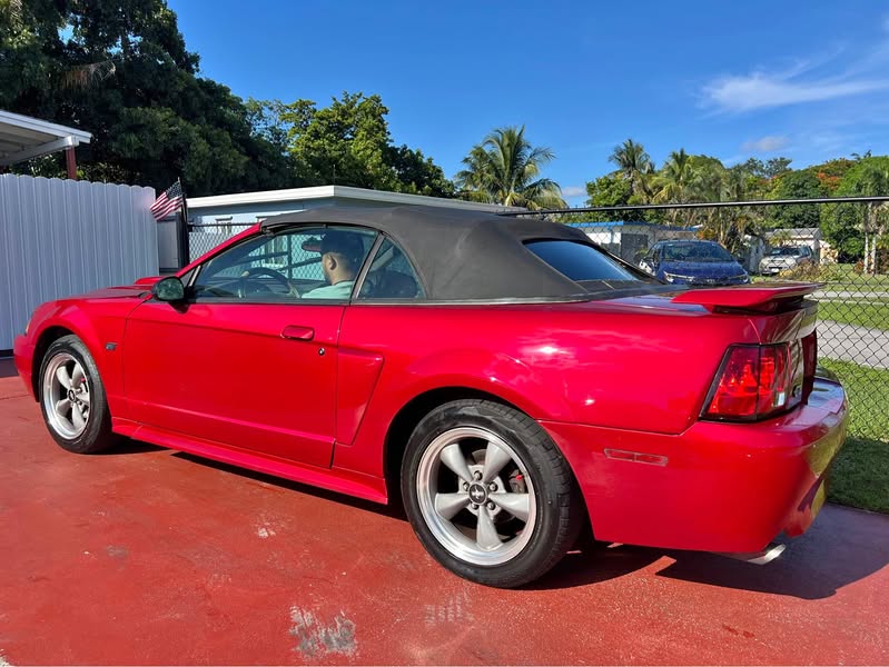 2001 Ford Mustang - Convertible 2D