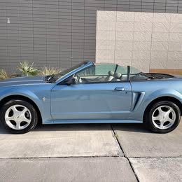 2001 Ford Mustang - Convertible 2D